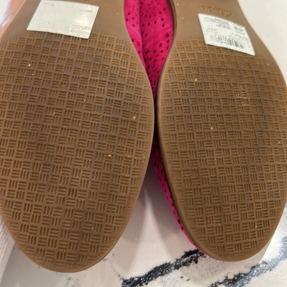 Clarks Ultimate Comfort Collection “Trish Calla” Pink Suede Loafers Safe… - Picture 10 of 13